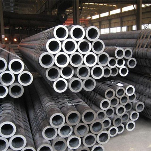 Gaz va neft uchun eng yaxshi qora po'latdan yasalgan choksiz quvurlar Sch40 Astm A53